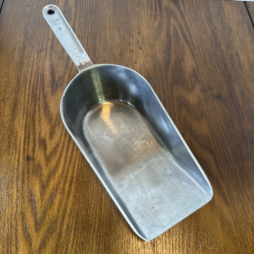 Master Paws 2 Cup Aluminum Scoop Heavy Duty Dog Cat Animal Food Scooper
